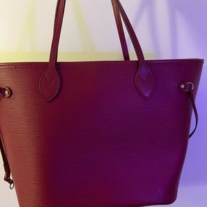Louis Vuitton Neverfull Tote- Epi Leather (Fuchsia)